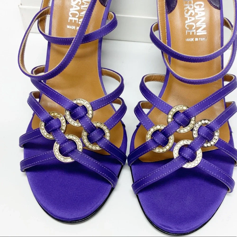Versace purple satin and rhinestone sandals  38